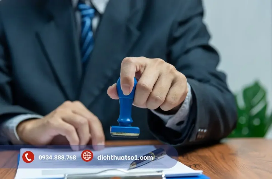 Dịch công chứng tư pháp hay còn gọi là dịch thuật công chứng